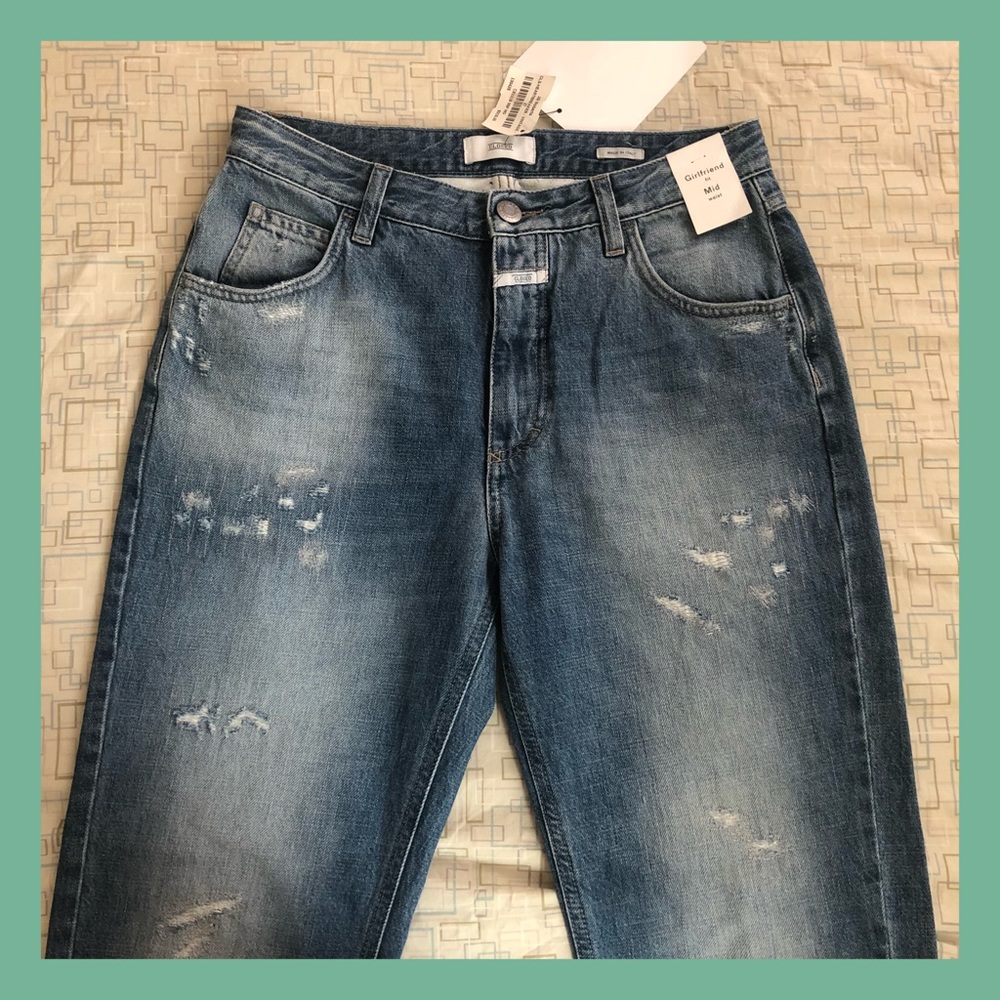 Closed “Heartbreaker” Girlfriend Jeans